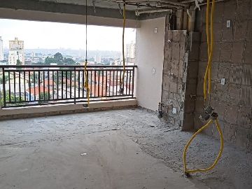 Paredes n�o estruturais removidas. Juntando cozinha, sala e varanda. ( opicional )