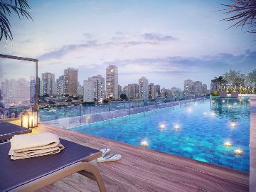 Piscina com borda infinita